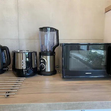 Edles In Mit Balkon Und Freisitz, Pkw-stellplatz * Hanau