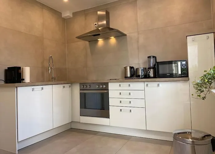 Appartamento Edles In Mit Balkon Und Freisitz, Pkw-stellplatz